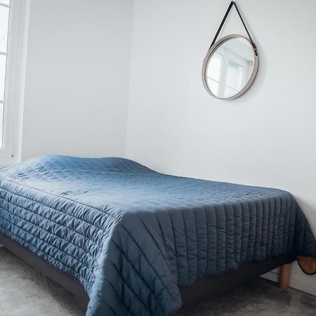 Appartement Neuf, Moderne Et Confortable! Ernee Bagian luar foto