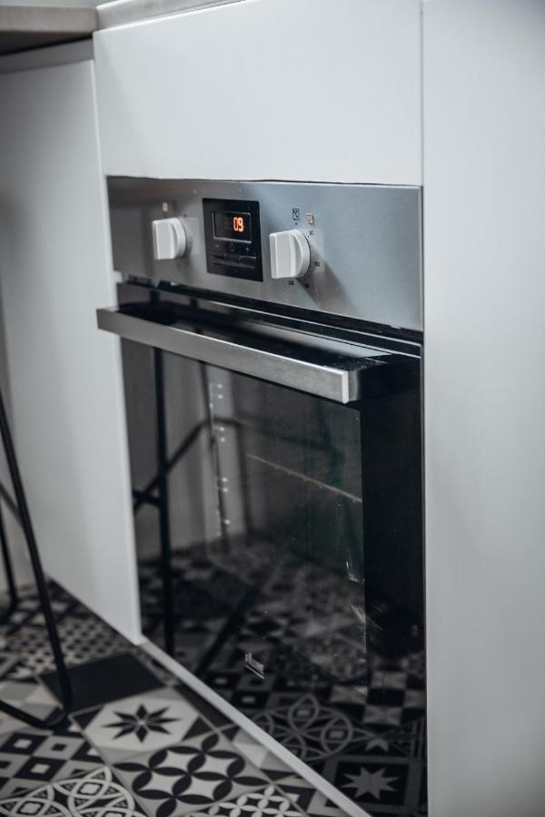 Appartement Neuf, Moderne Et Confortable! Ernee Bagian luar foto